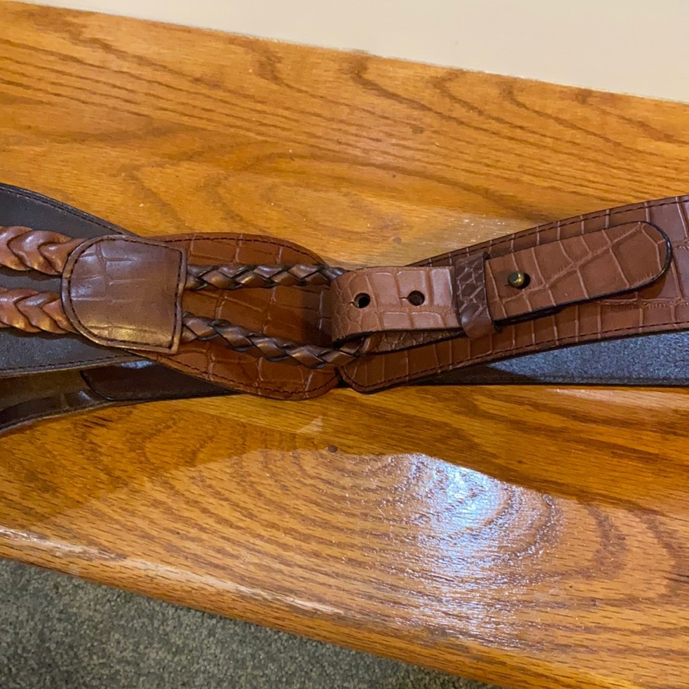 Never worn brown leather belt!